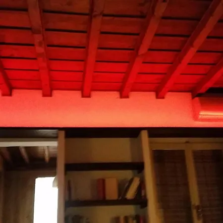 Red Door Appartament With Terrace Daire